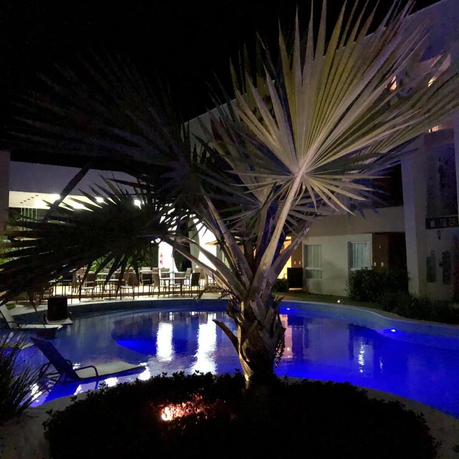Apto Guarajuba Praia Condominio Porto Smeralda-100 Metros Da Praia Zewnętrze zdjęcie